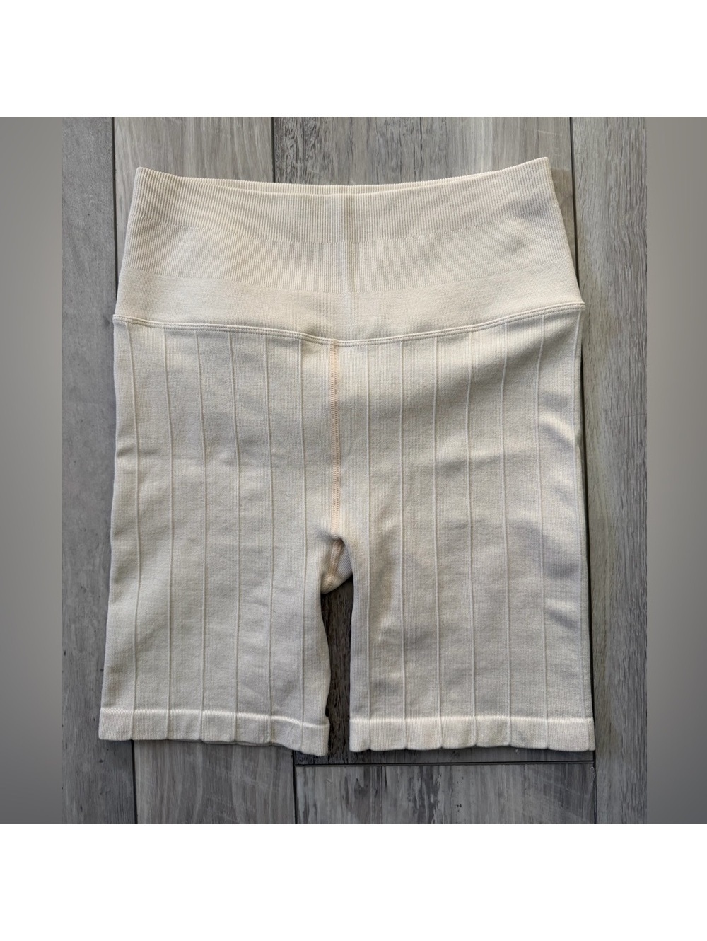 Spiritual Gangster Neutral Amara Wide Rib Heather Seamless Biker Short xs/s - Picture 4 of 8